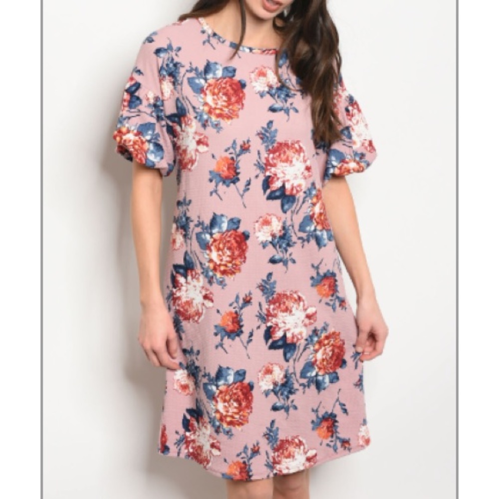 🌸🌸Pretty Pink Floral Dress with Ruffles🌸🌸